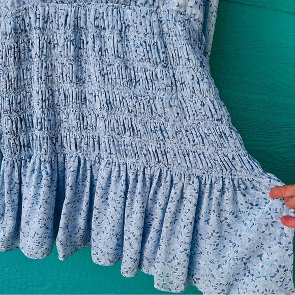 House of Harlow SHONA JOY Mock Neck Flowy Smocked Mini Dress Coquette SIZE LARGE - Picture 8 of 10